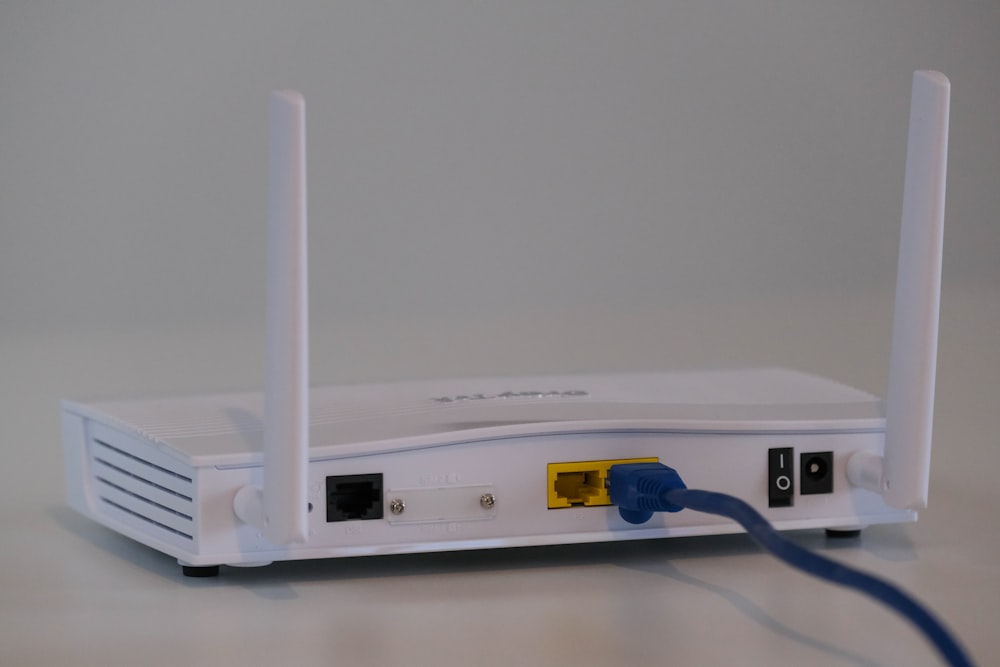DSL-Anbieter vergleichen: schnelleres Internet für weniger Geld